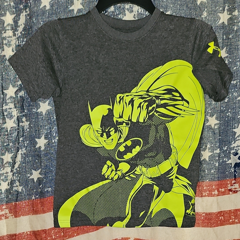 EUC Youth Under Armour Gray Loose Fit T-Shirt Feat. Batman